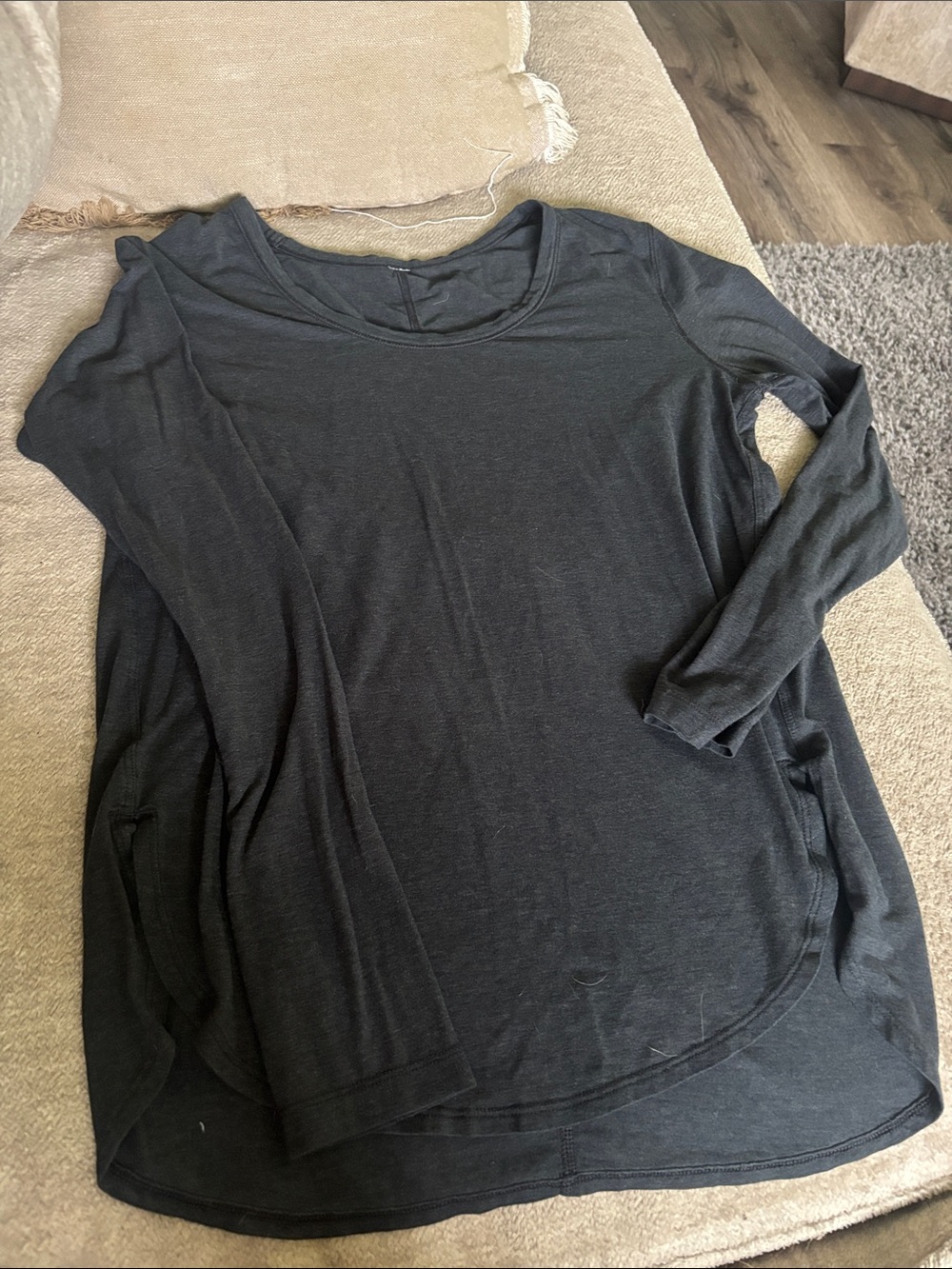 lululemon athletica Women's Long Sleeve Scoop Neck Top - Charcoal Gray